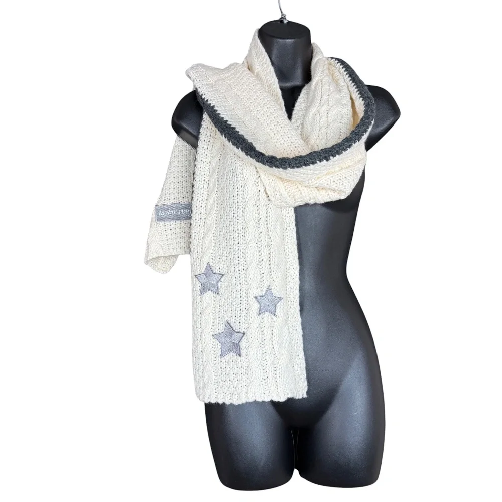 Taylor Swift Folklore Album White Cable Knit Scarf - Picture 1 of 6